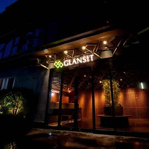 ** Kapsül Otel Glansit Kawaramachi Japonya