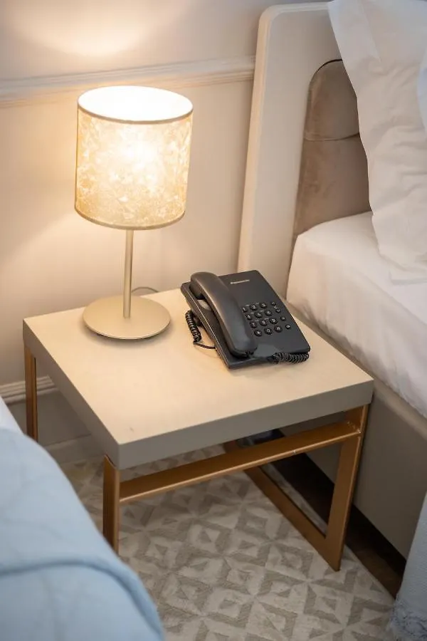 Hotel Boutique Vila 135 Tirana